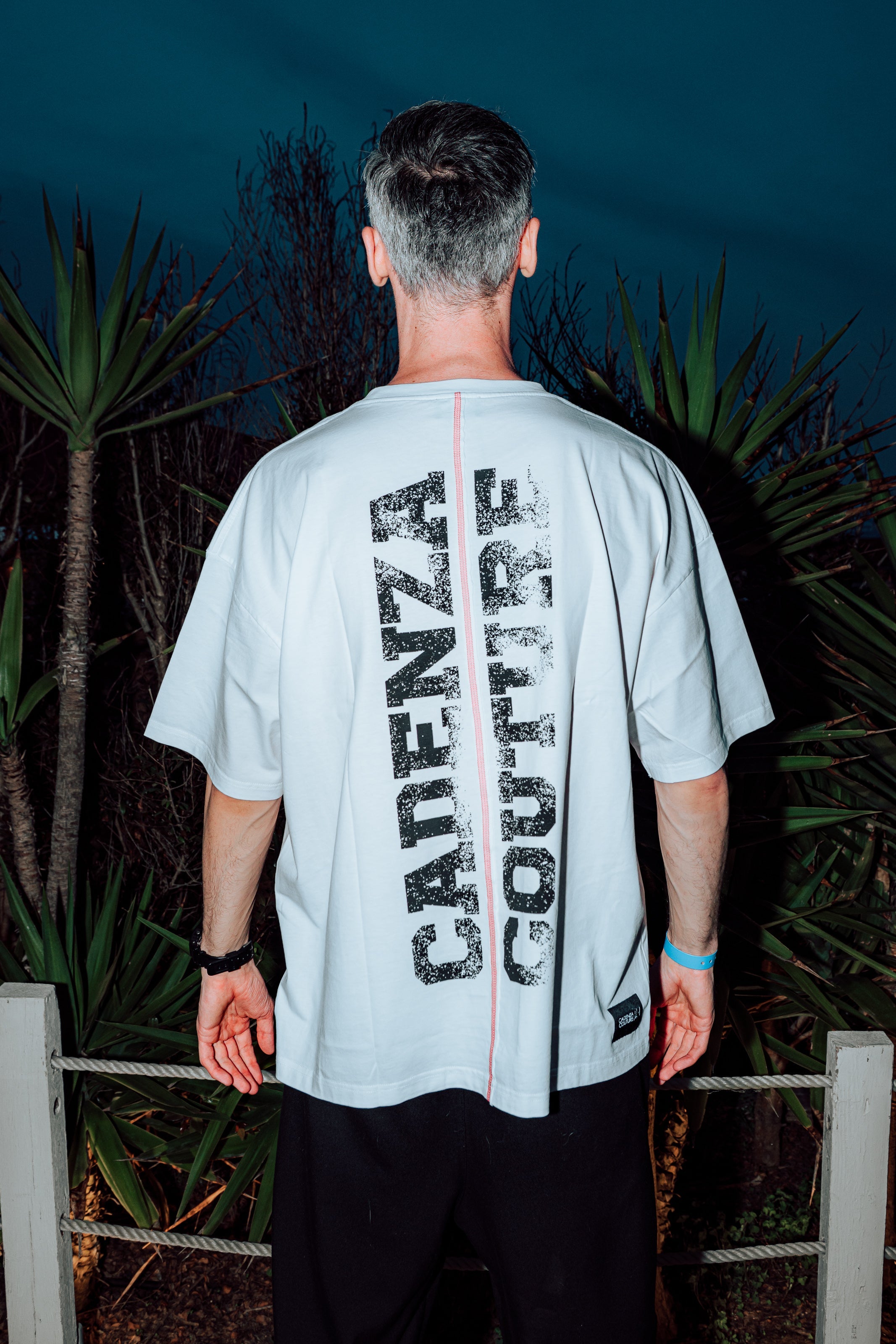 T-Shirt – Rave In Your Heart